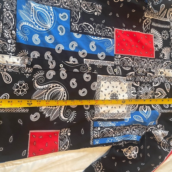 Fashion Nova Black and White Paisley Shirt - Picture 5 of 7